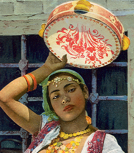 Hennaed tamborine, 1940's