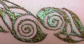 Celtic glitter detail