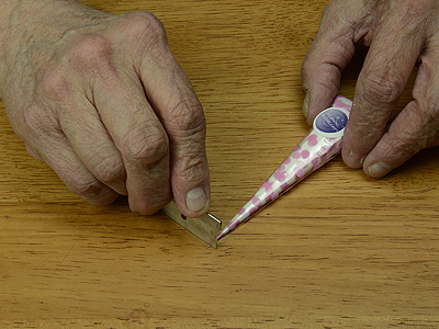 prepare a white henna cone